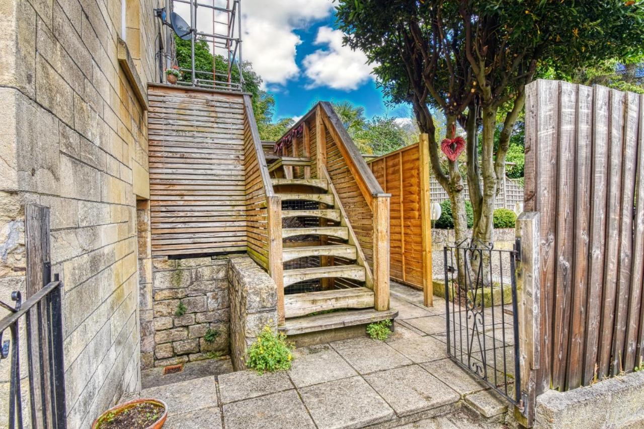 2 Bedroom Apartment In Bath City Centre With Garden & Free Parking Luaran gambar